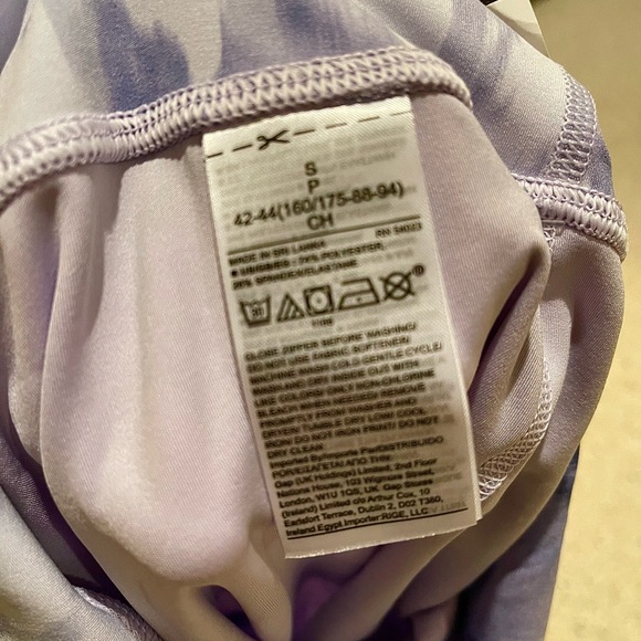 NWT GapFit cropped Eclipse leggings - Picture 6 of 6